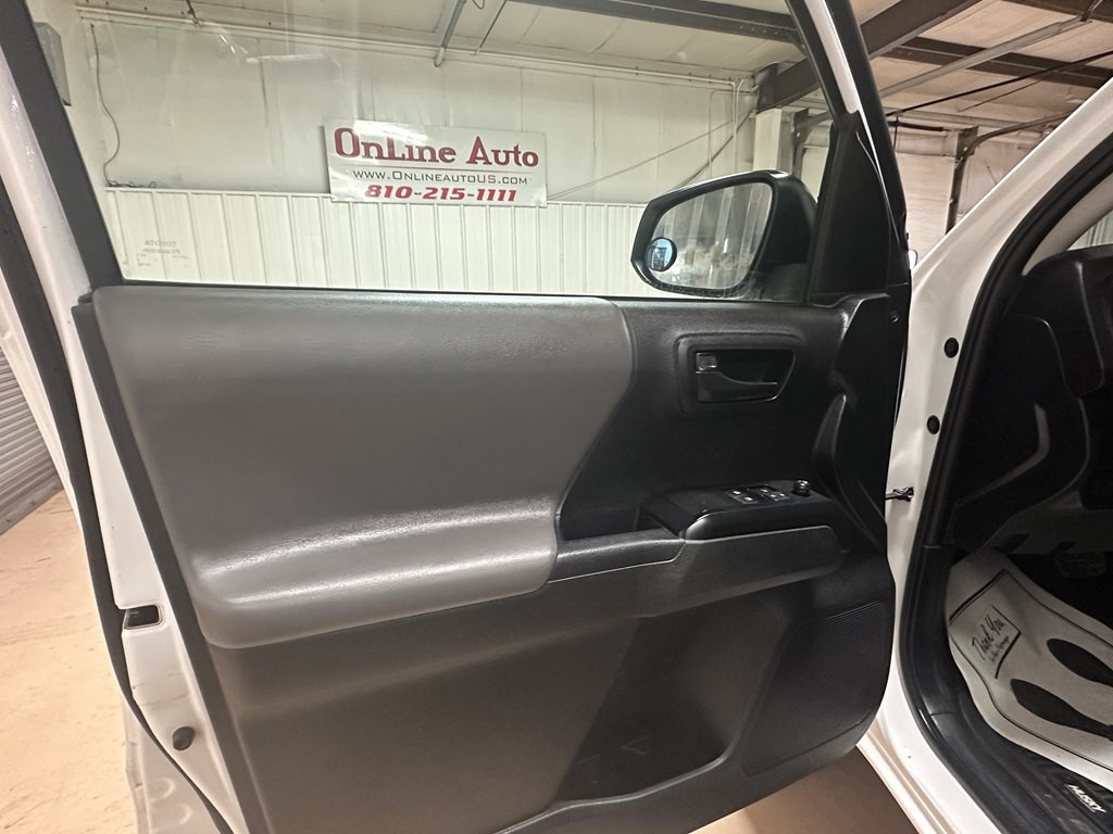 2022 Toyota Tacoma Image 13