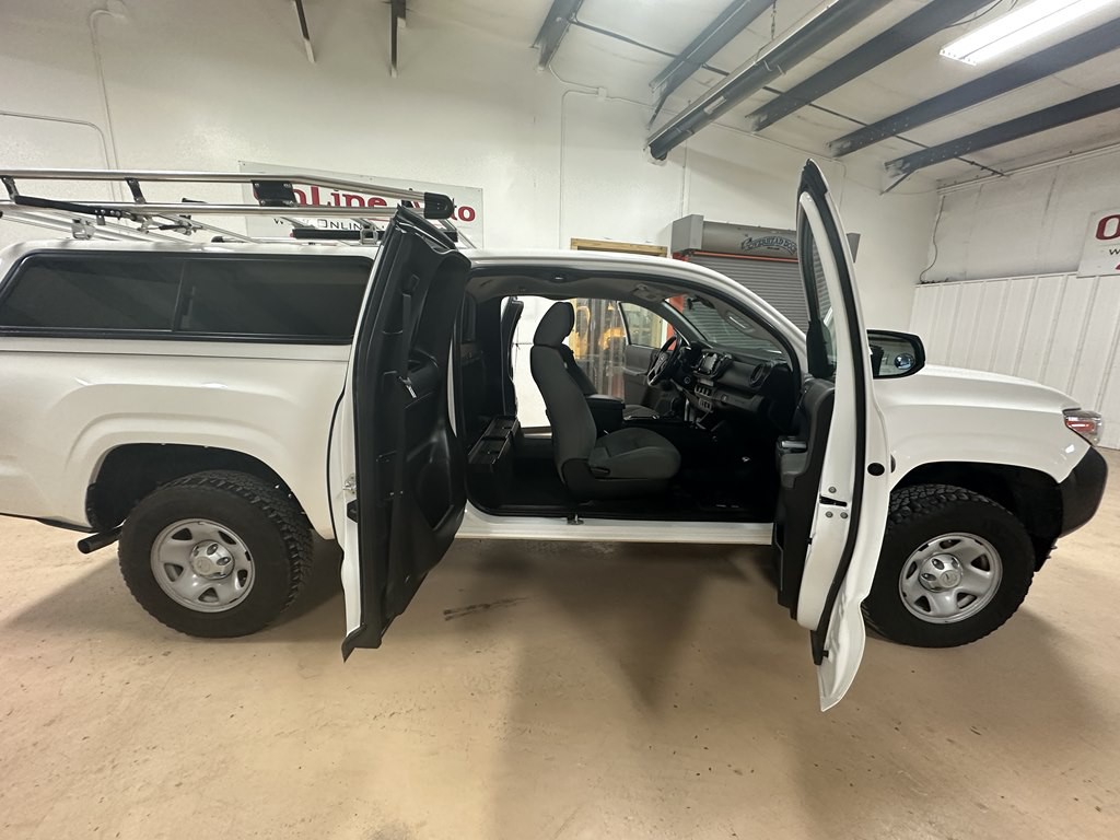 2022 Toyota Tacoma Image 14