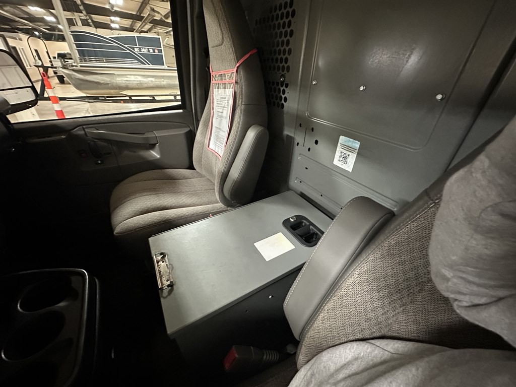 2017 Chevrolet Silverado 2500 Image 20