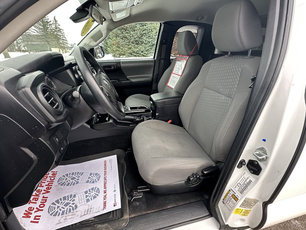 2022 Toyota Tacoma Image 17