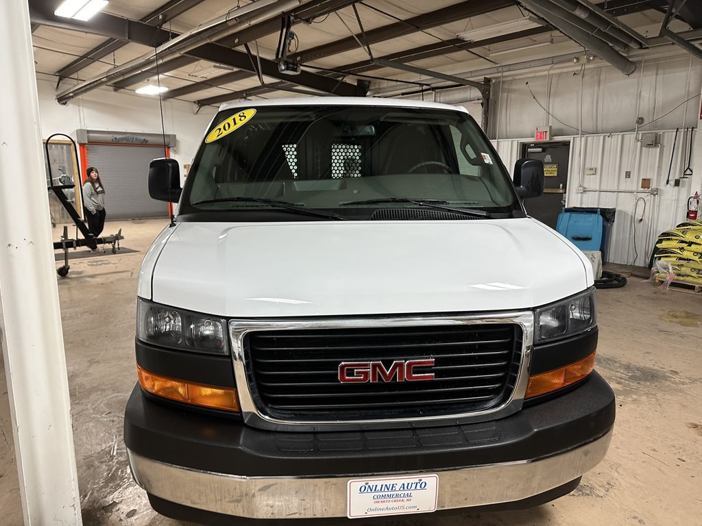 2018 GMC Savana Image 8