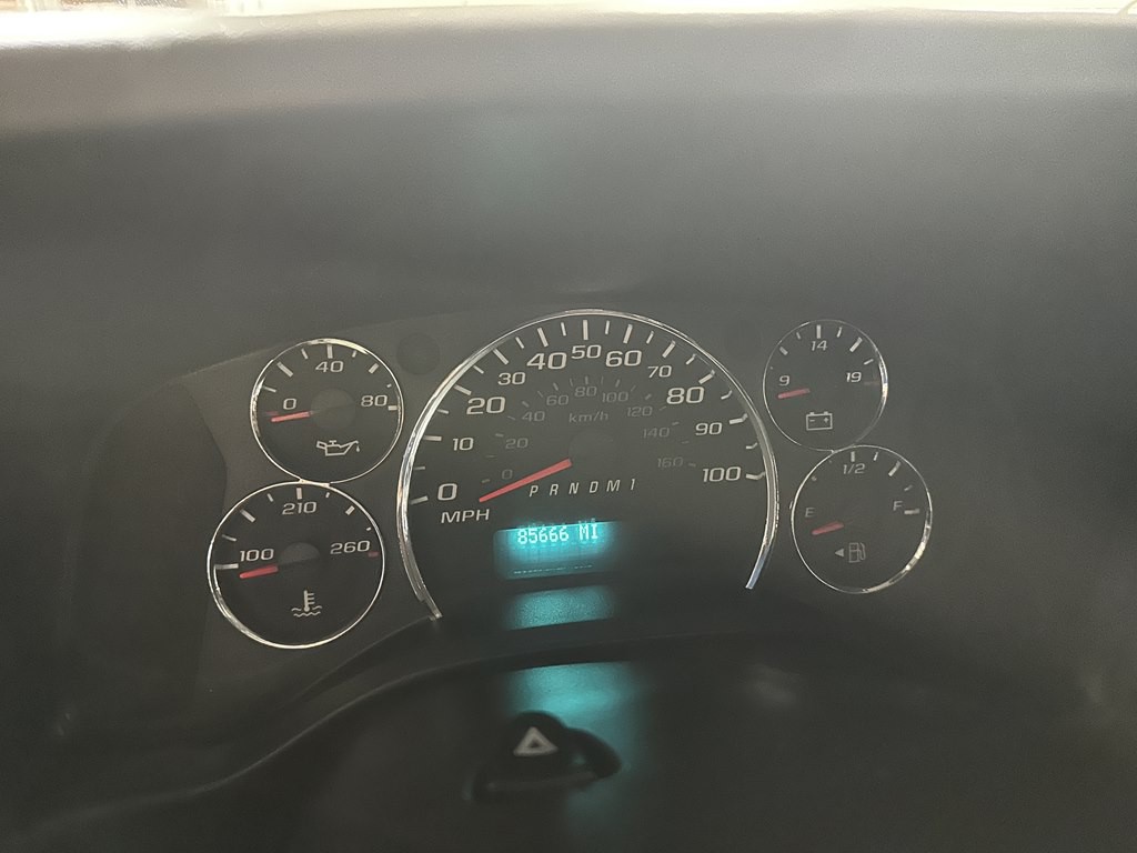 2018 GMC Savana Image 10