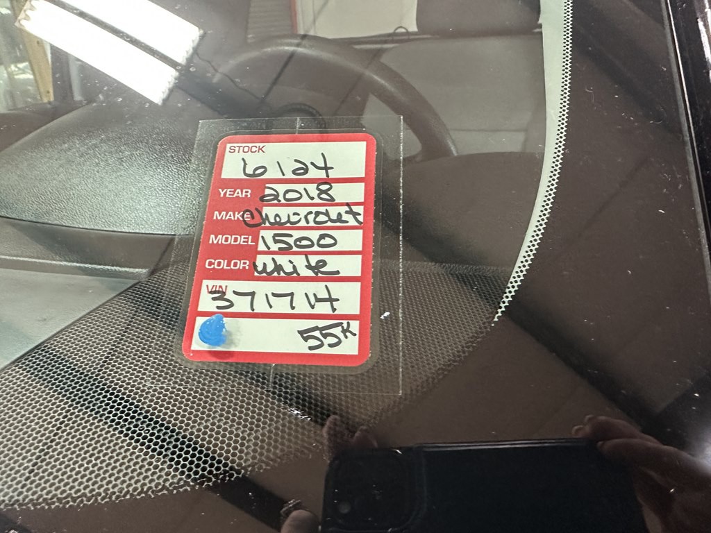 2018 Chevrolet Silverado 1500 Image 18