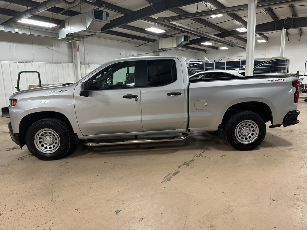 2020 Chevrolet Silverado 1500 Image 2
