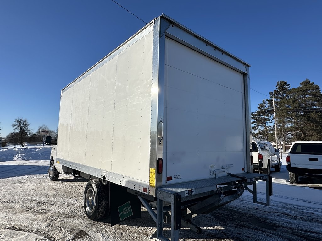 2022 Ford Econoline Image 13