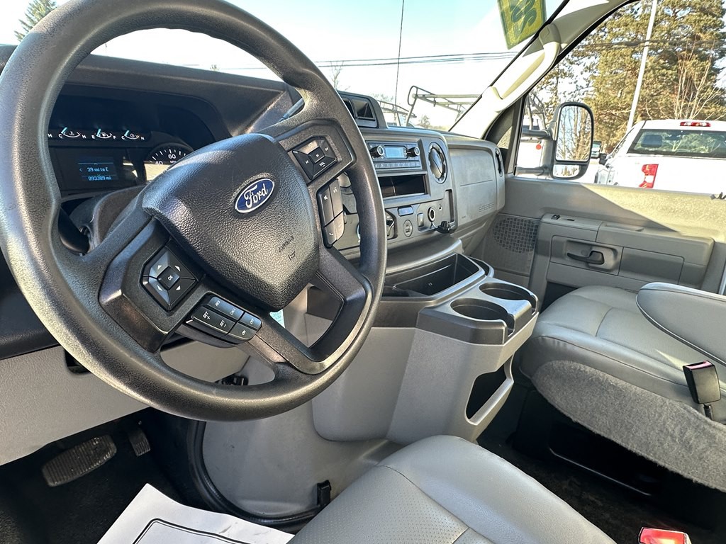 2022 Ford Econoline Image 20