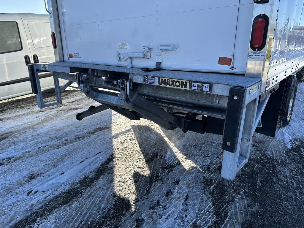 2022 Ford Econoline Image 25