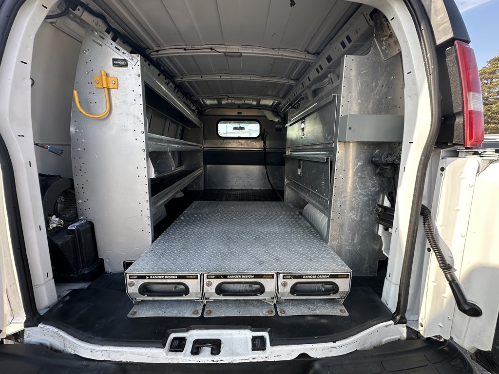 2019 Chevrolet Express Image 11