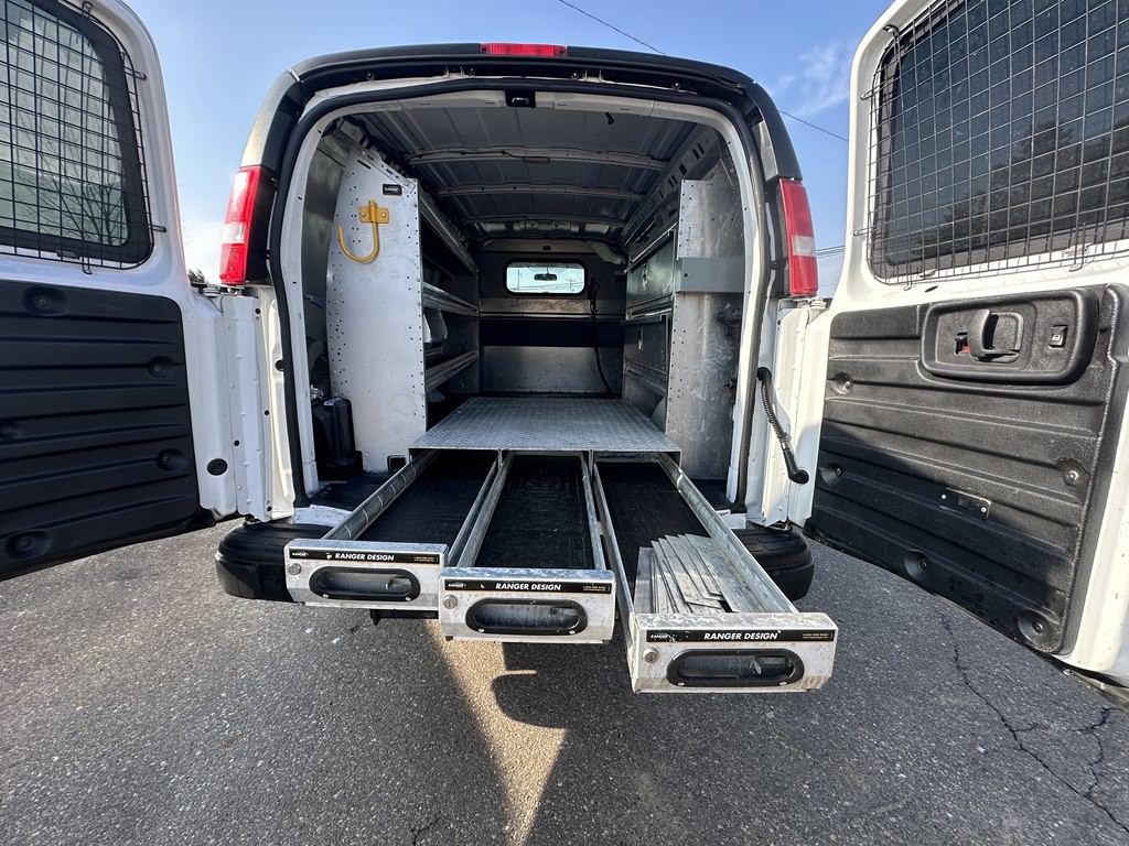 2019 Chevrolet Express Image 12