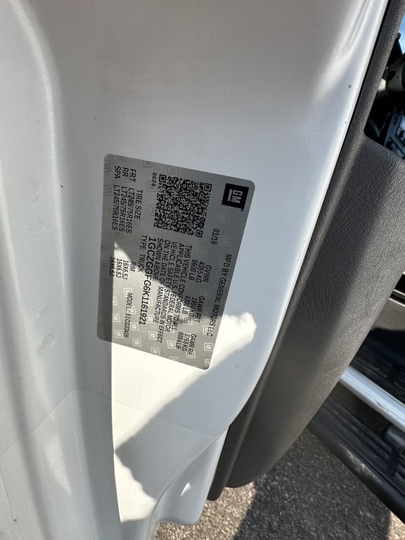 2019 Chevrolet Express Image 15