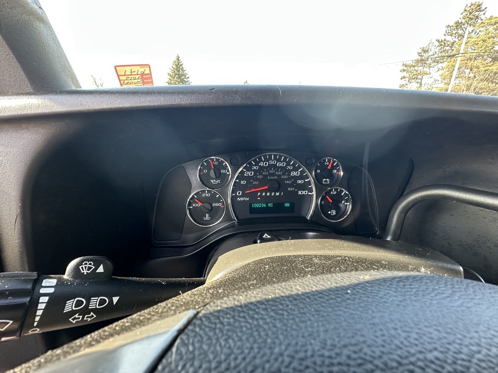 2019 Chevrolet Express Image 16