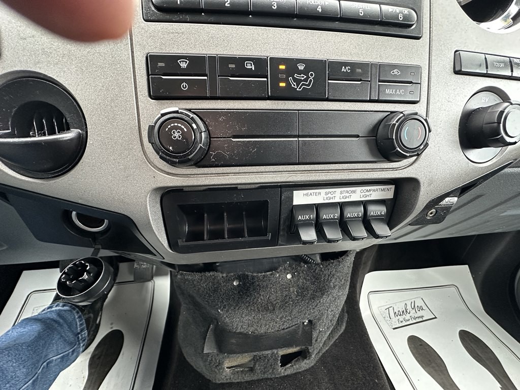 2014 Ford F-350 Image 19