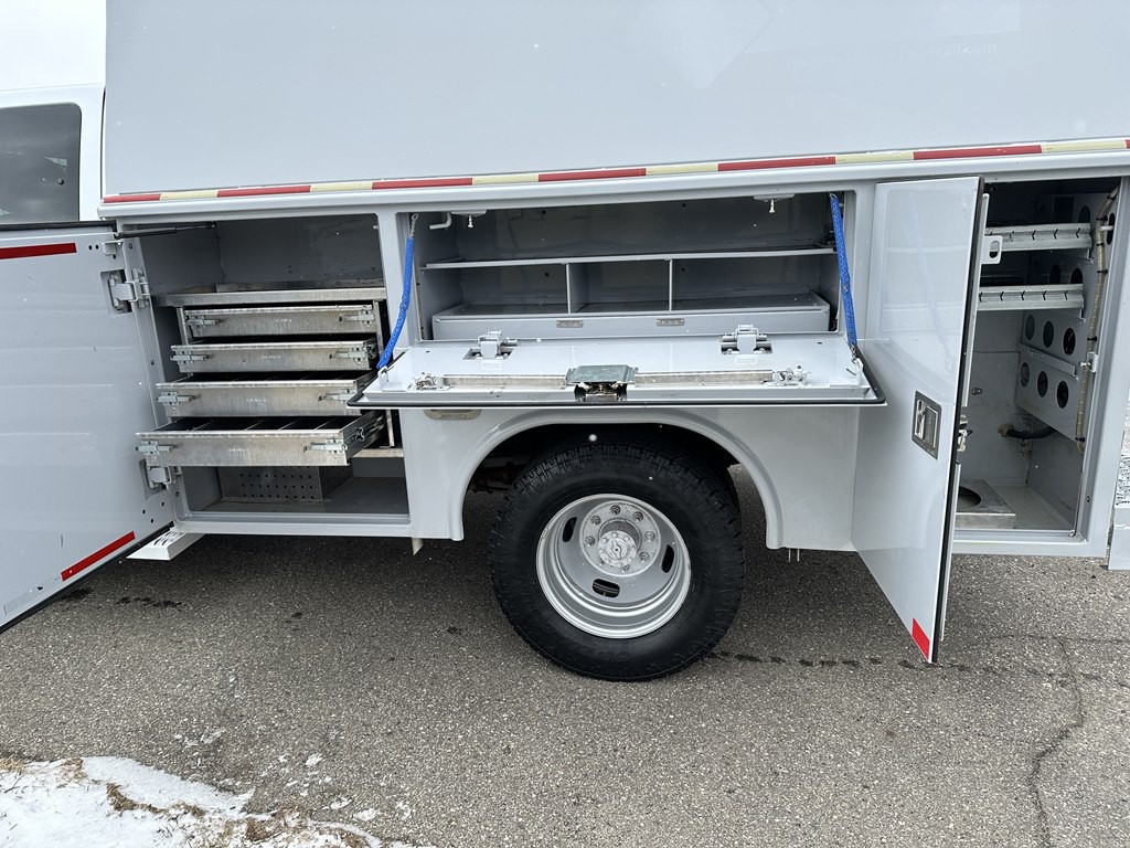 2014 Ford F-350 Image 21