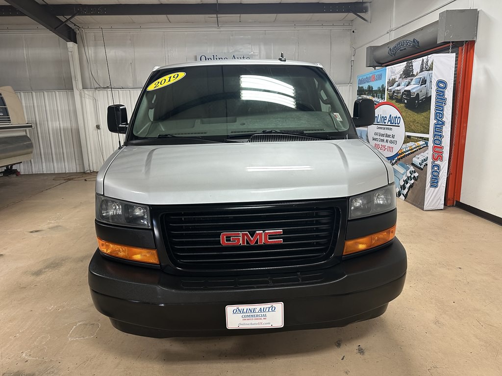 2019 GMC Savana Image 7