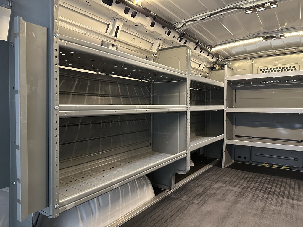 2022 Chevrolet Express Image 8