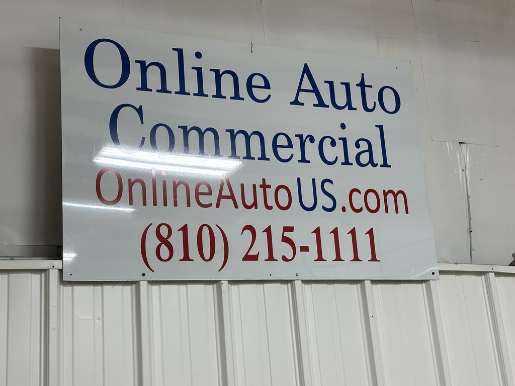 2022 Chevrolet Express Image 17