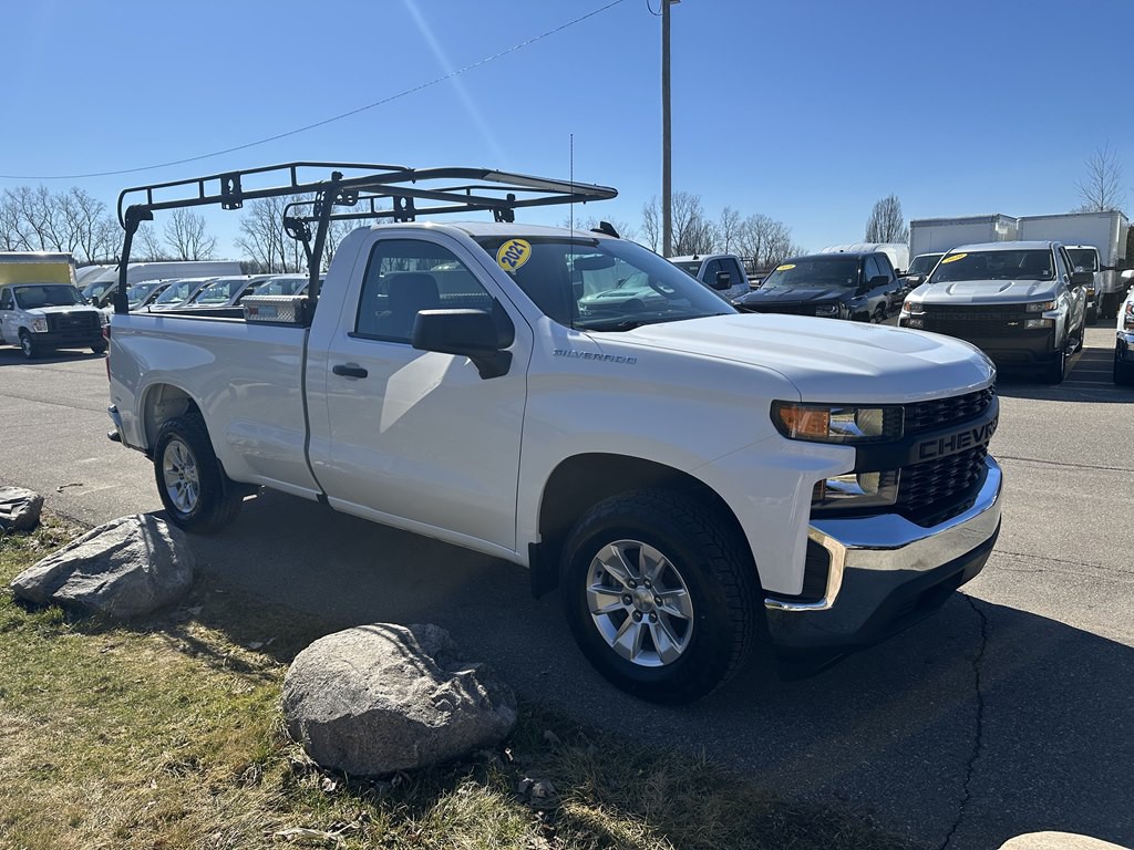 2021 Chevrolet Silverado 1500 Image 3