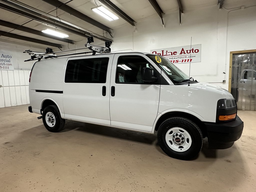 2020 GMC Savana Image 4