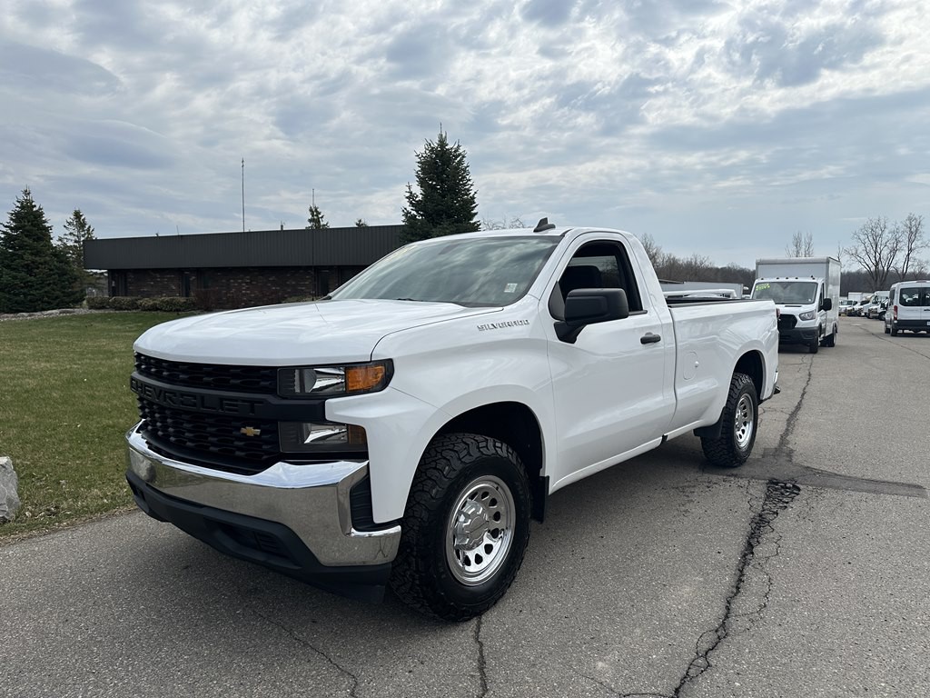 2021 Chevrolet Silverado 1500 Image 2