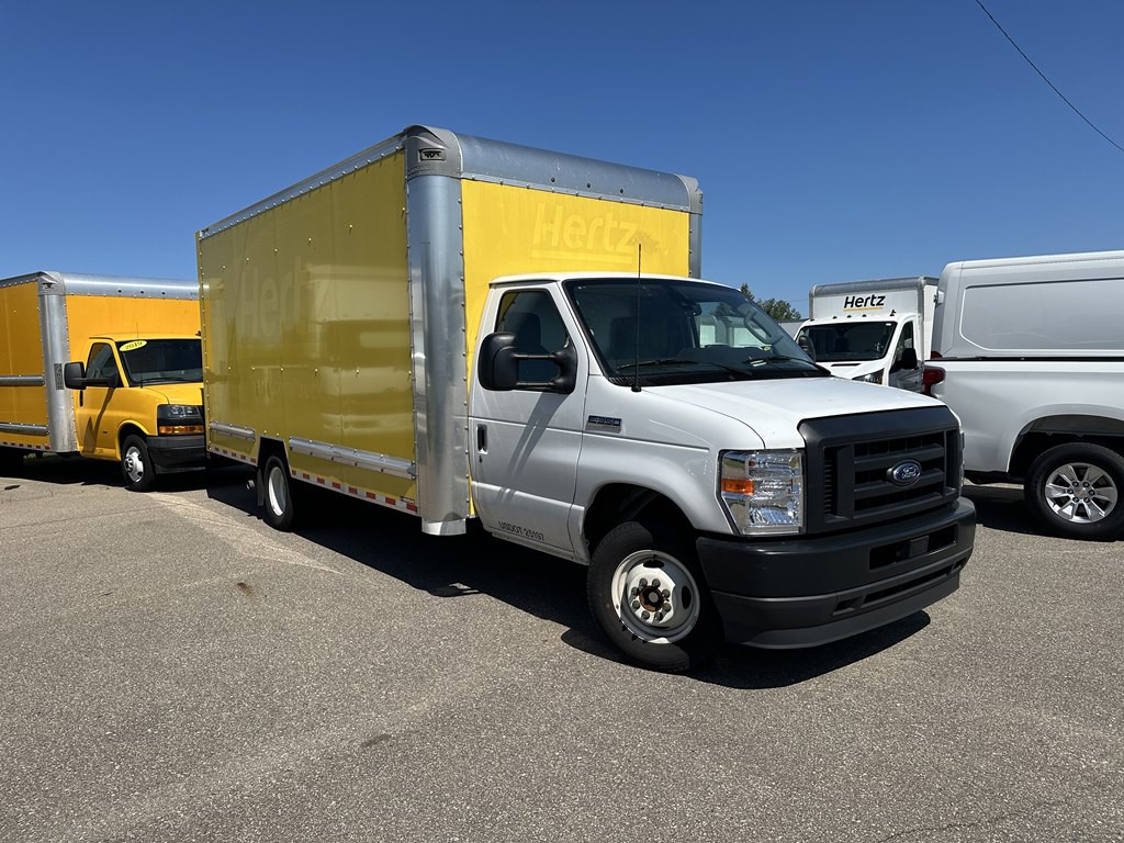 2022 Ford Econoline Image 1