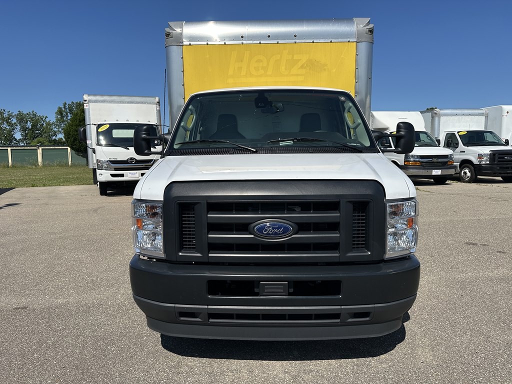 2022 Ford Econoline Image 2