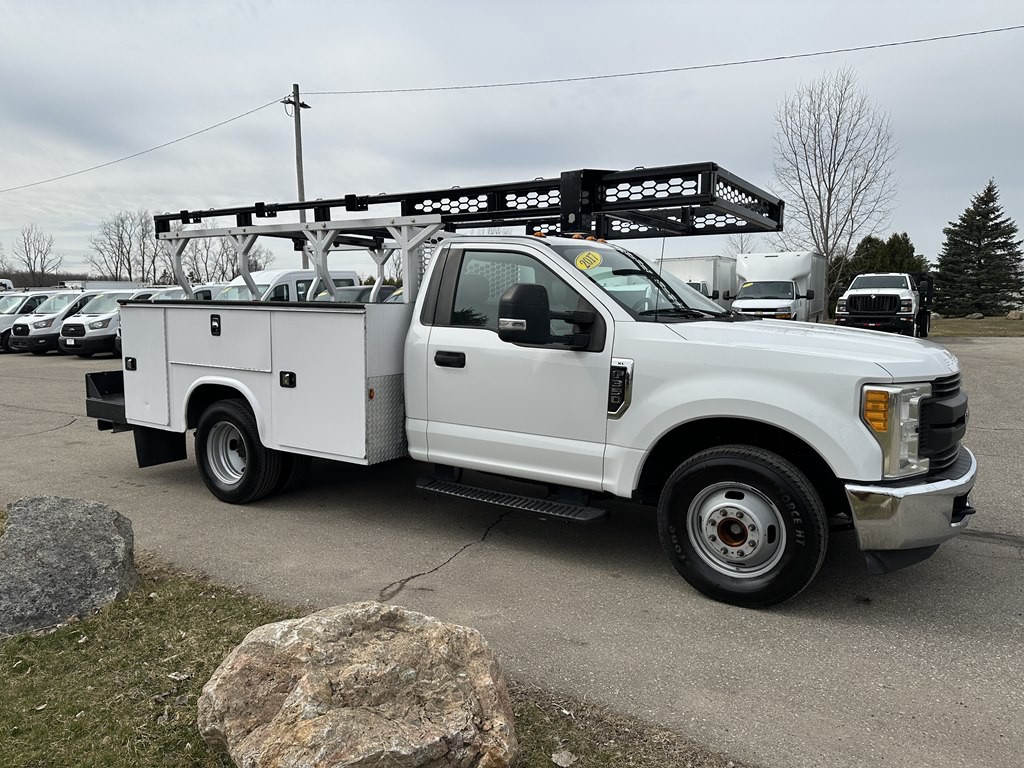 2017 Ford F-350 Image 5