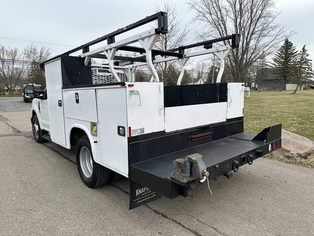 2017 Ford F-350 Image 13