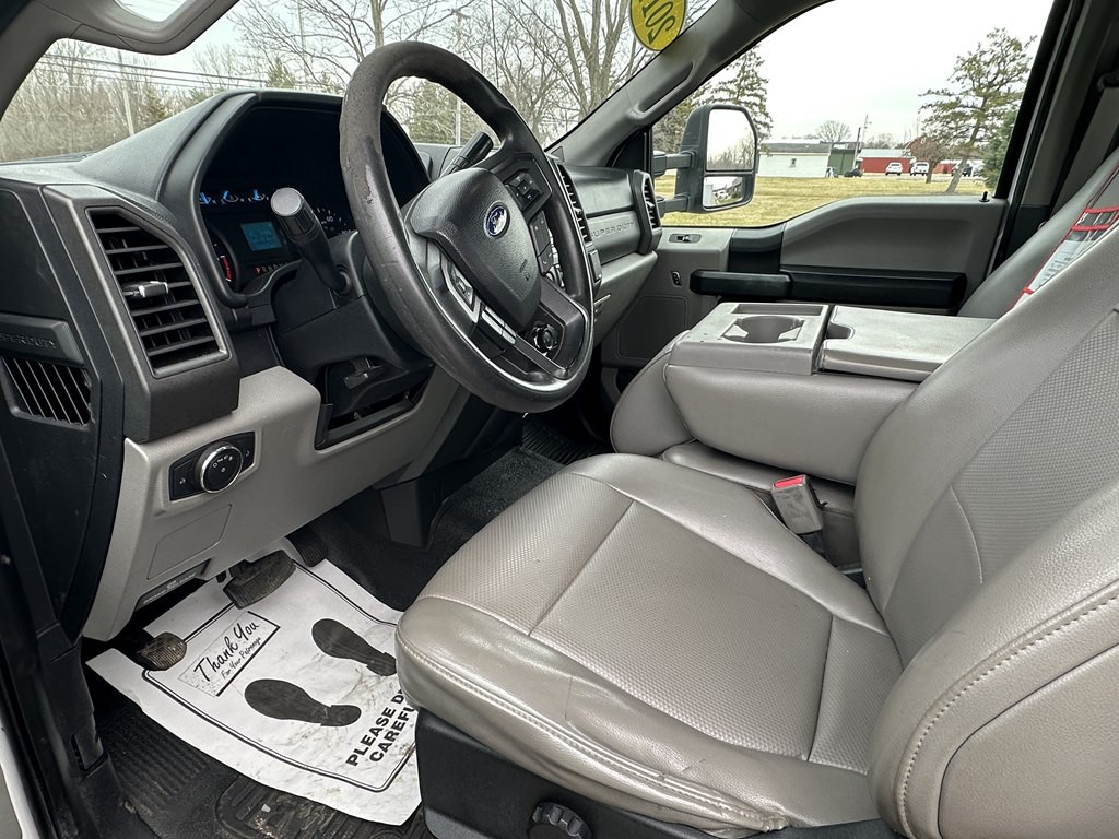 2017 Ford F-350 Image 18