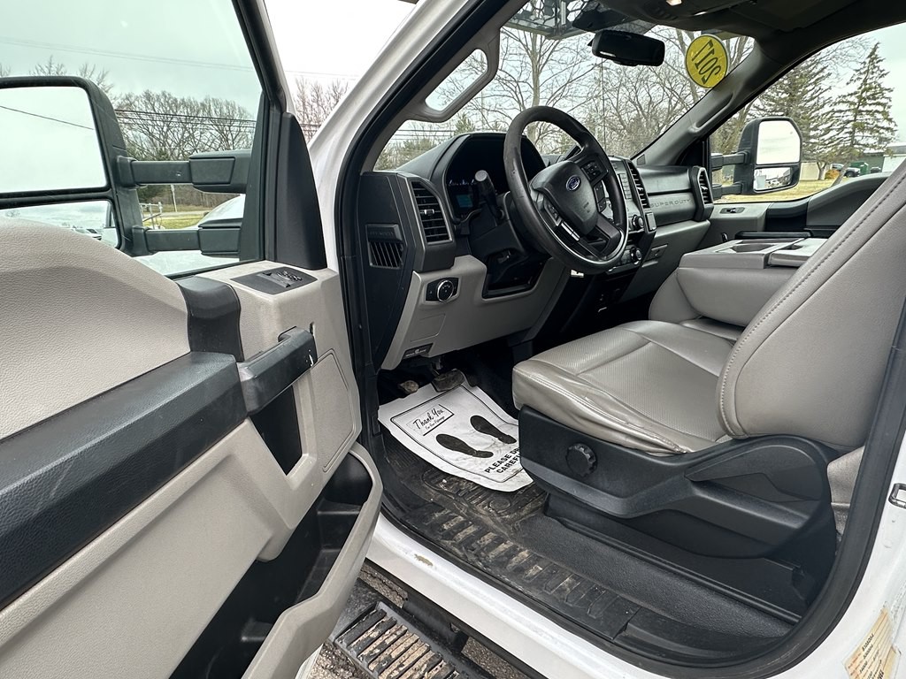 2017 Ford F-350 Image 19