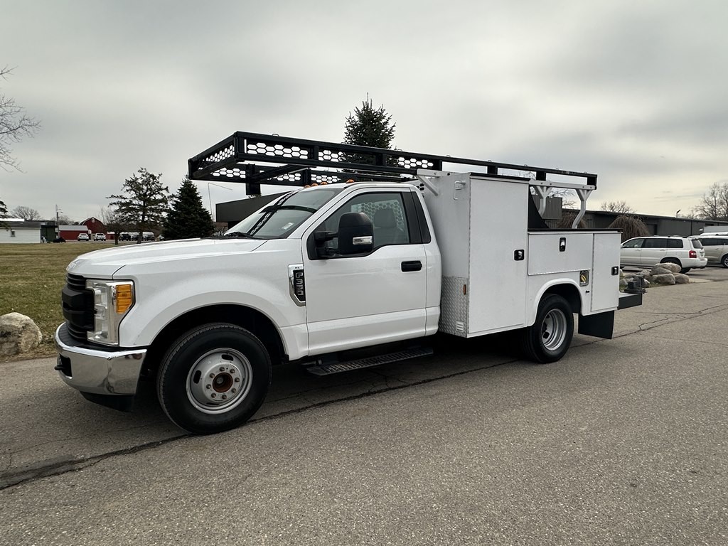 2017 Ford F-350 Image 21