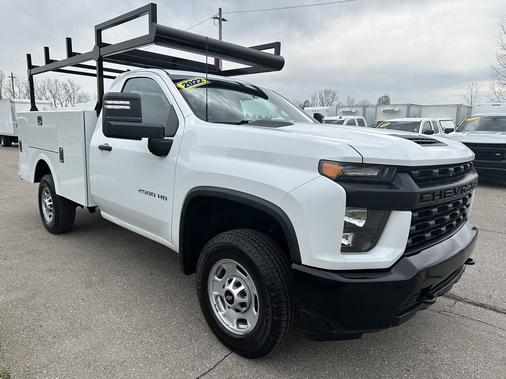 2022 Chevrolet Silverado 1500 Image 2