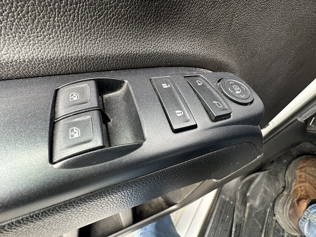 2018 Chevrolet Silverado 1500 Image 18