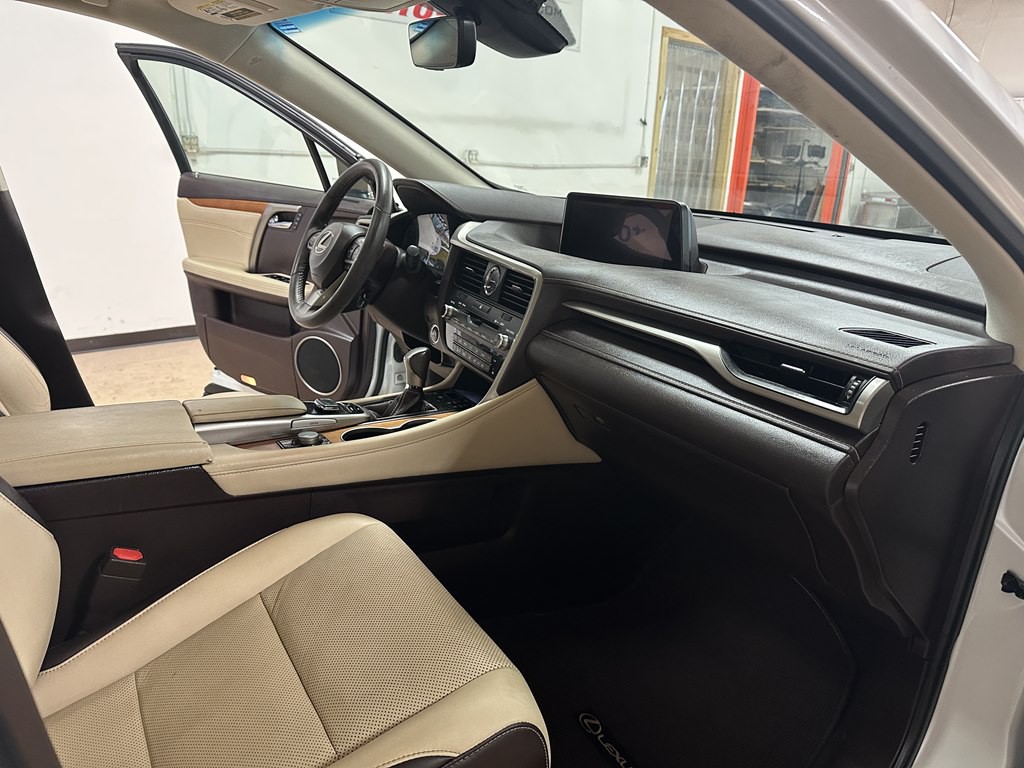 2019 Lexus RX Image 12