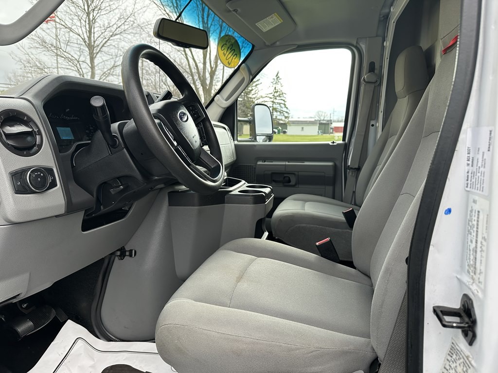 2023 Ford Econoline Image 10