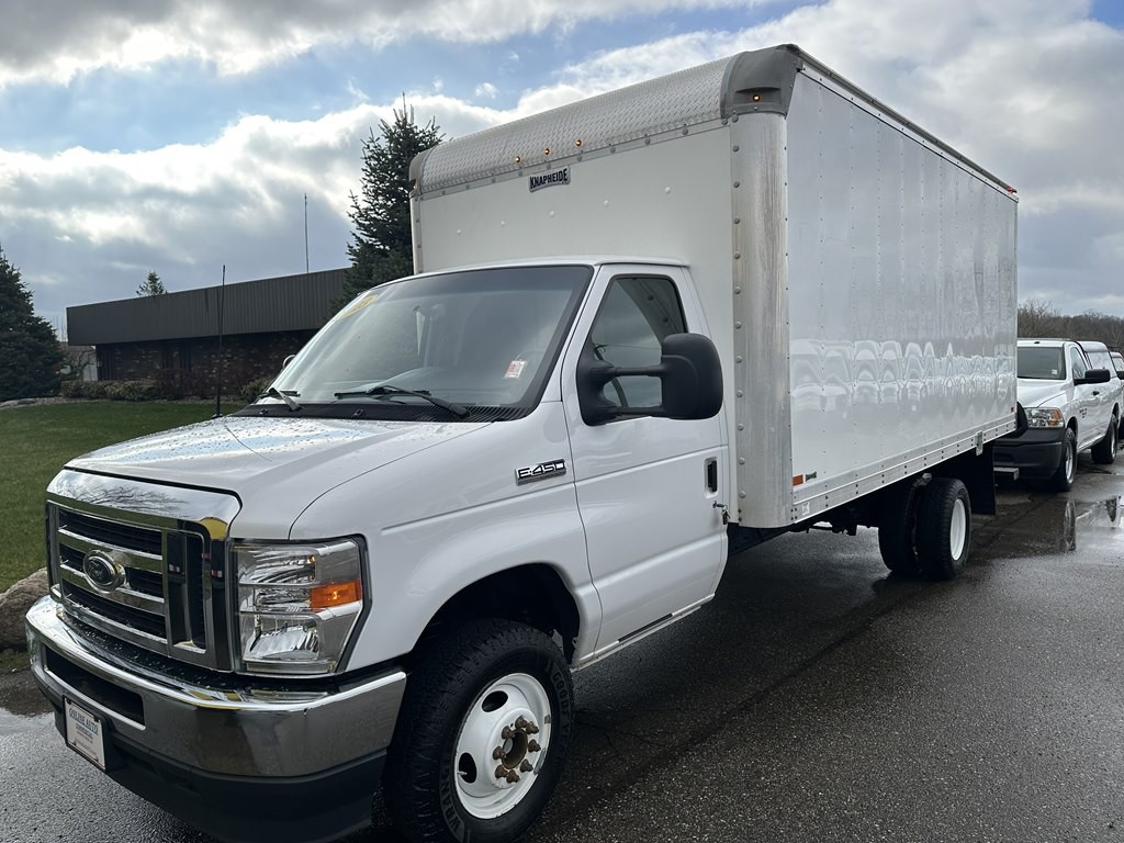 2023 Ford Econoline Image 18