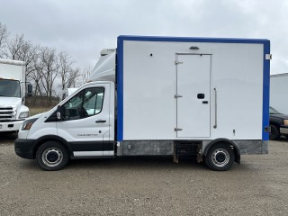 Image for 2022 Ford 12' Box Truck T-350 REFRIG/FREEZER UNIT ID: 7335066