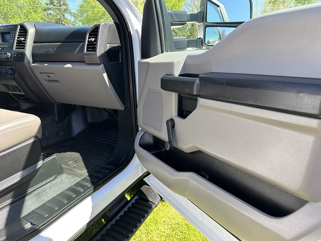 2021 Ford F-350 Image 6