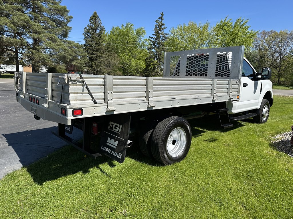 2021 Ford F-350 Image 9