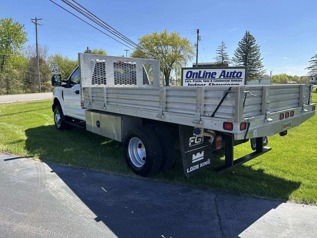 2021 Ford F-350 Image 13