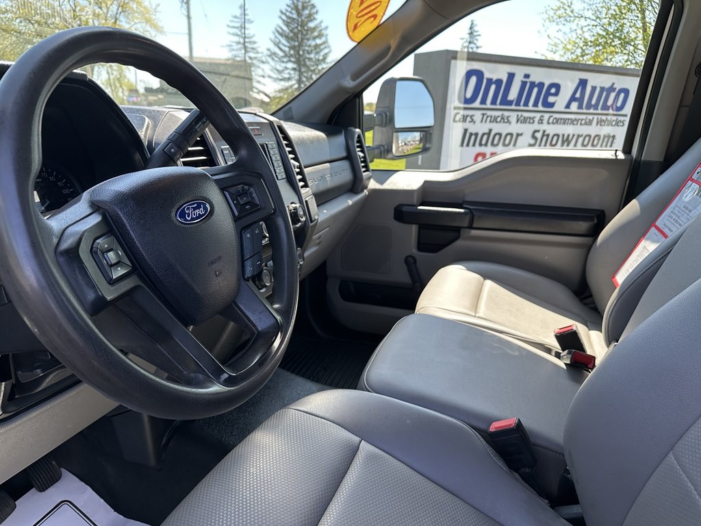 2021 Ford F-350 Image 16