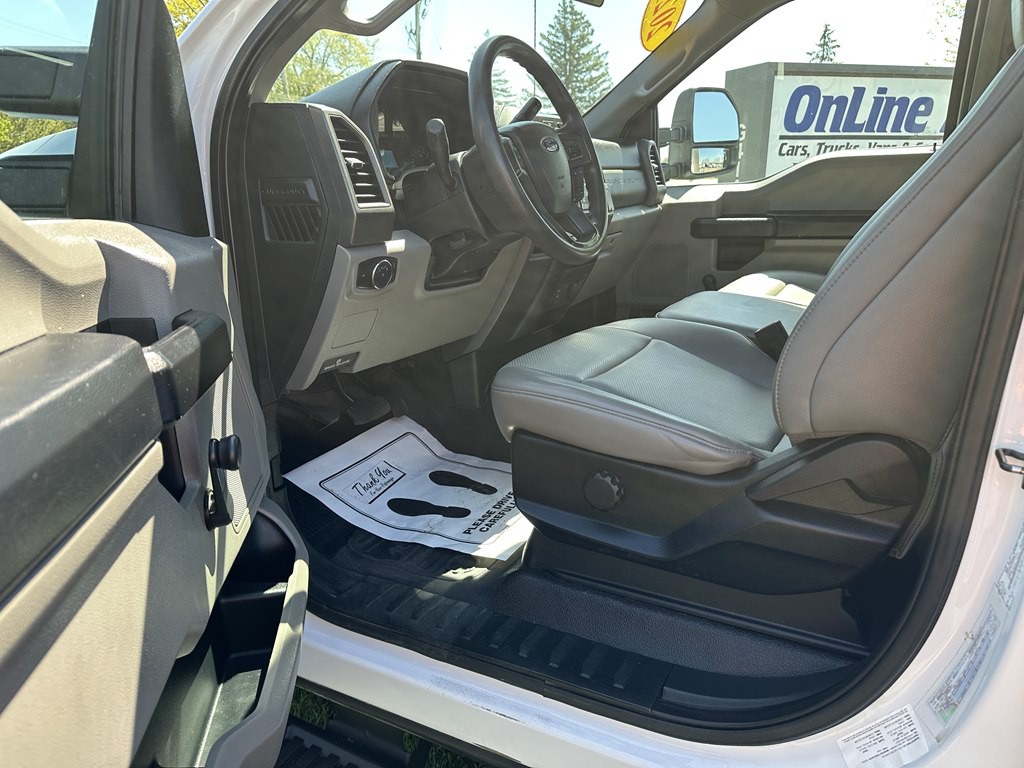 2021 Ford F-350 Image 17