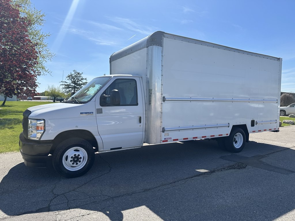 2022 Ford Econoline Image 21