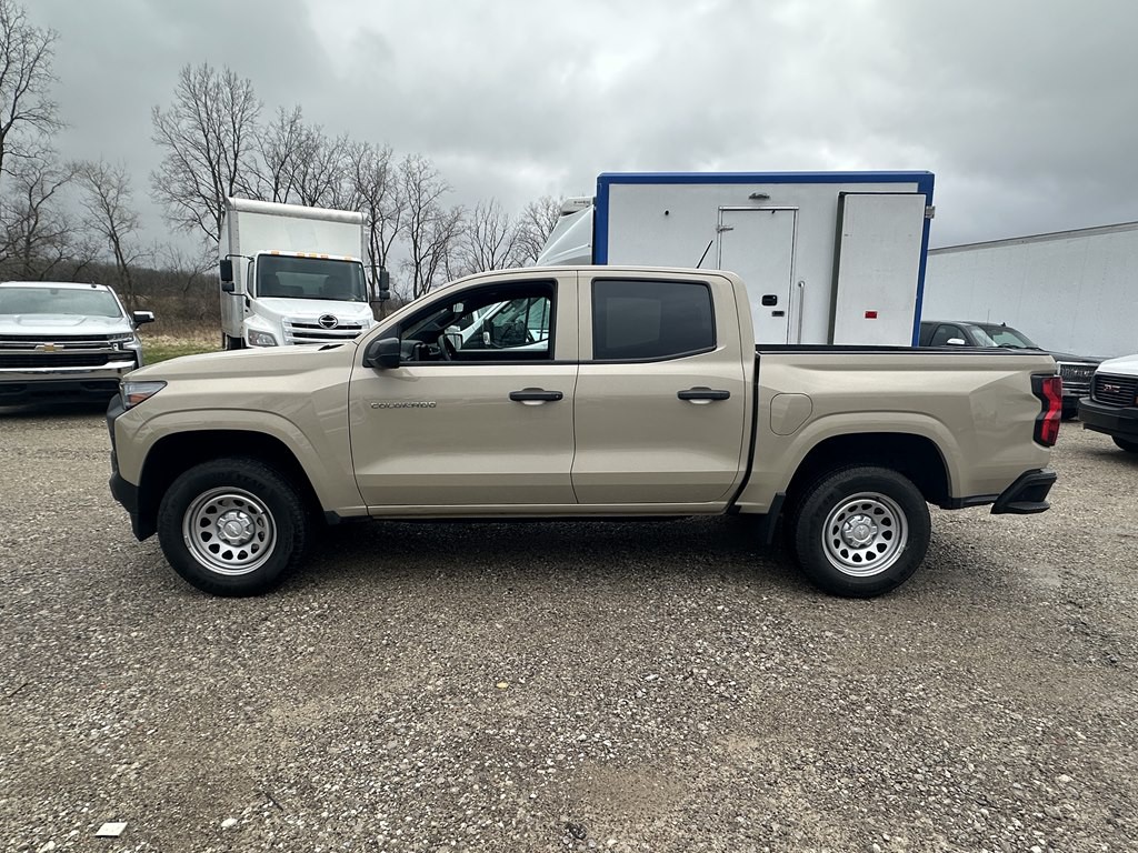 2024 Chevrolet Colorado Image 2
