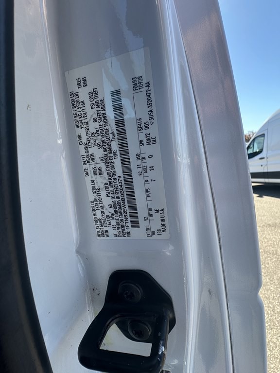 2011 Ford Econoline Image 11