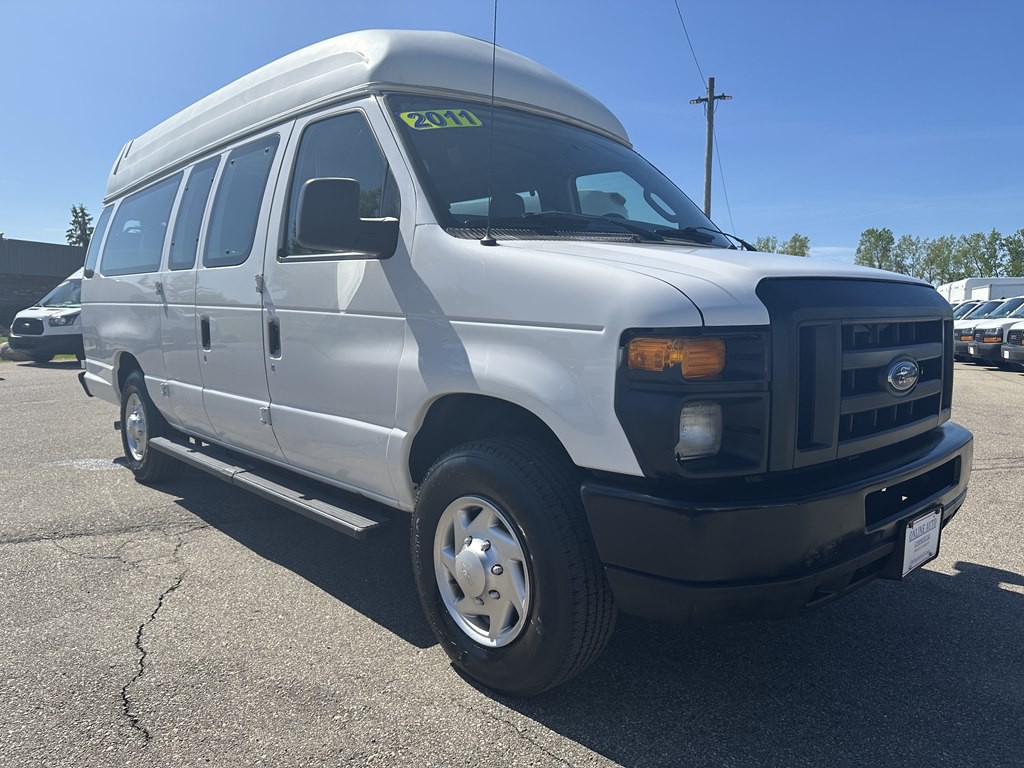 2011 Ford Econoline Image 21