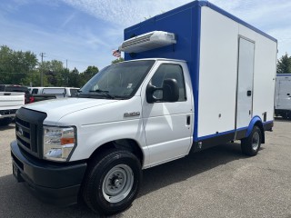 Image for 2023 Ford E-350 E350 REEFER/FREEZER 12' ID: 7400501