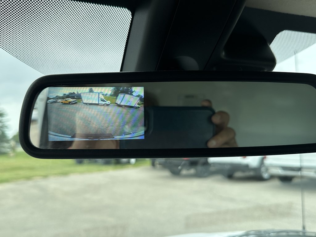 2021 GMC Savana Image 15