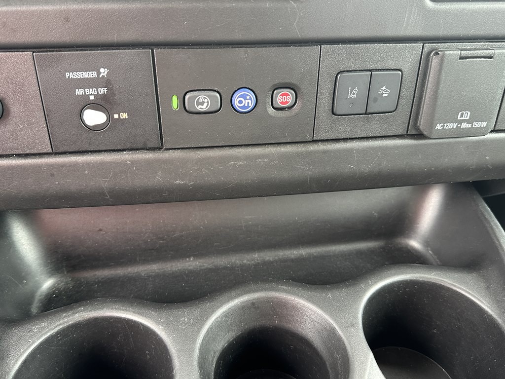2021 GMC Savana Image 16