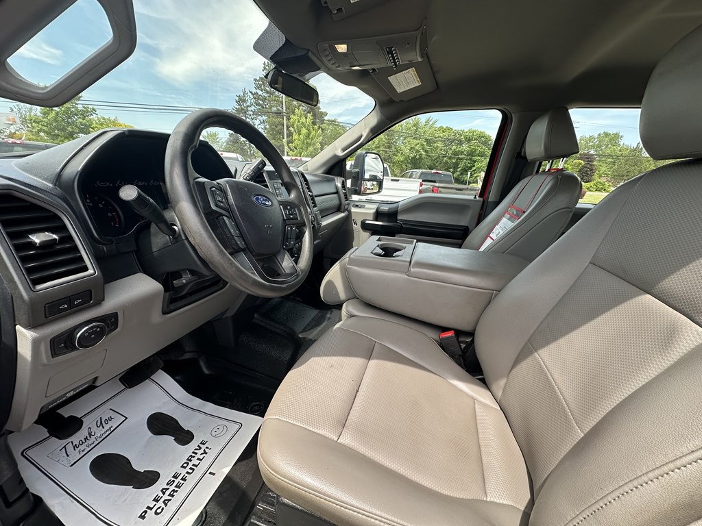 2021 Ford F-350 Image 21