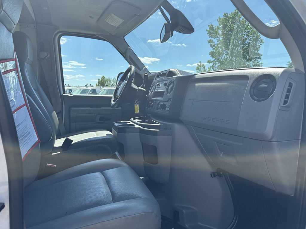 2022 Ford Econoline Image 5